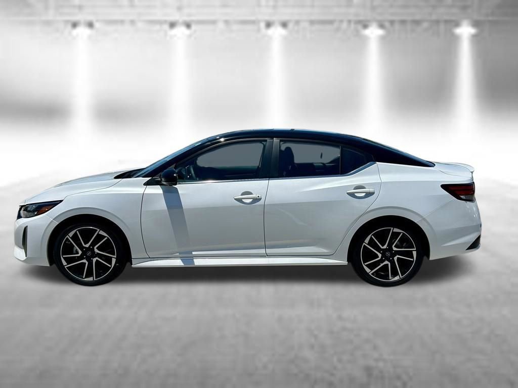 Certified 2025 Nissan Sentra SR w/ SR Premium Package FWD image 10