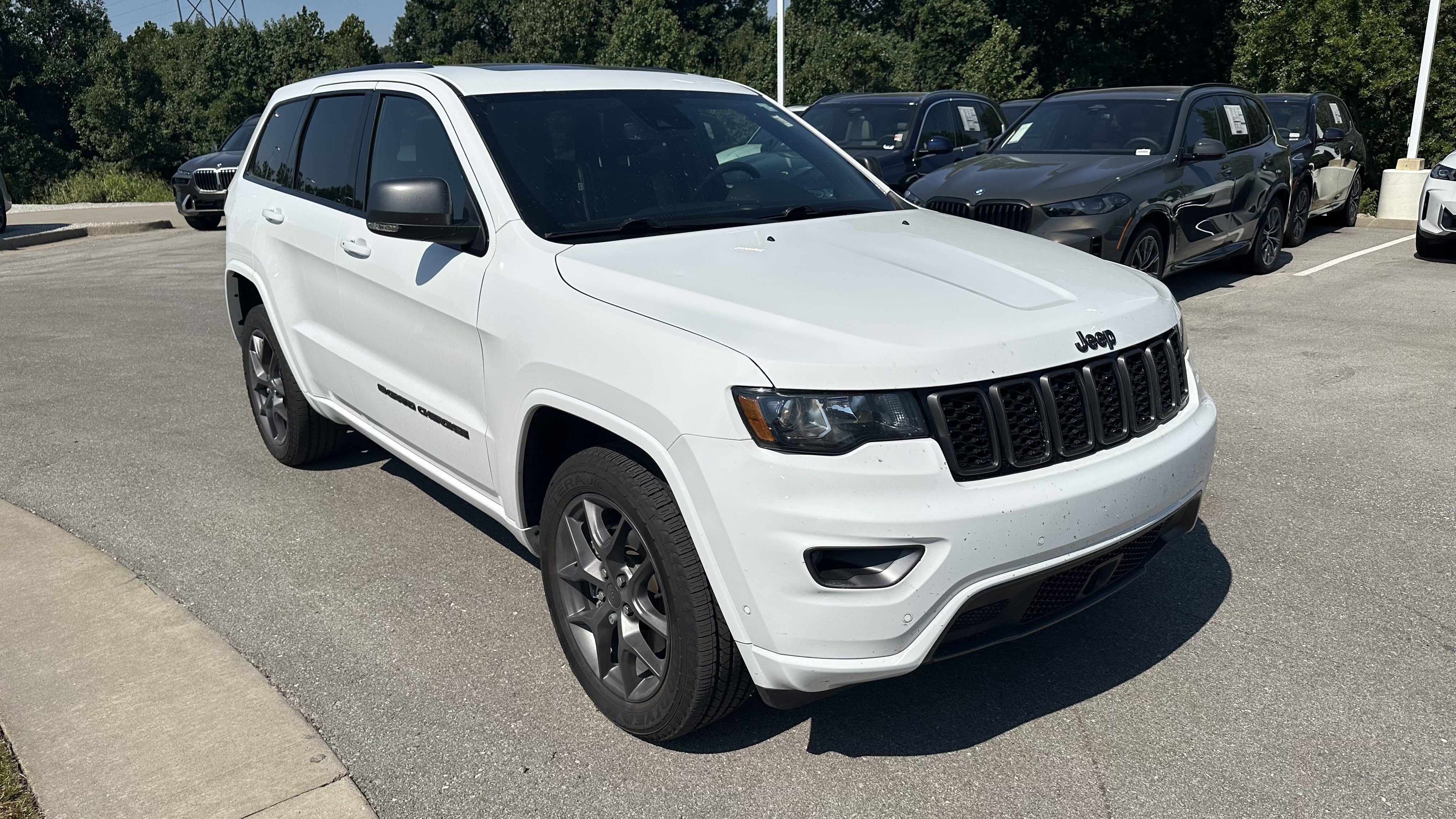 Used 2021 Jeep Grand Cherokee Limited w/ Quick Order Package 28K 80th AWD/4WD image 2