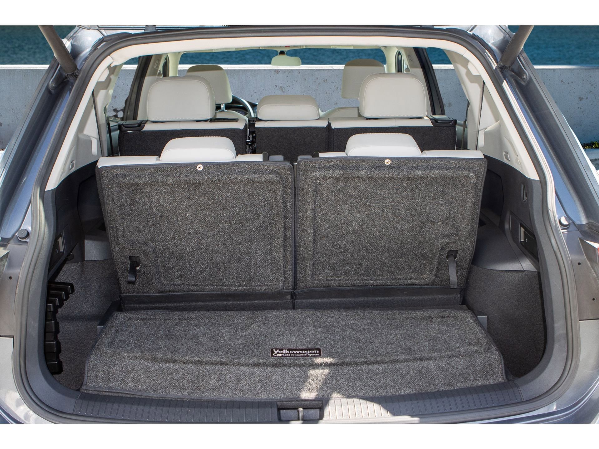 Used 2019 Volkswagen Tiguan SEL image 9