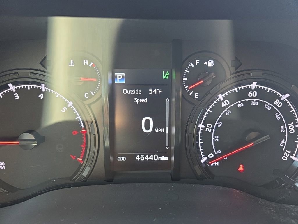 Used 2021 Toyota 4Runner SR5 Premium w/ Moonroof Package image 26