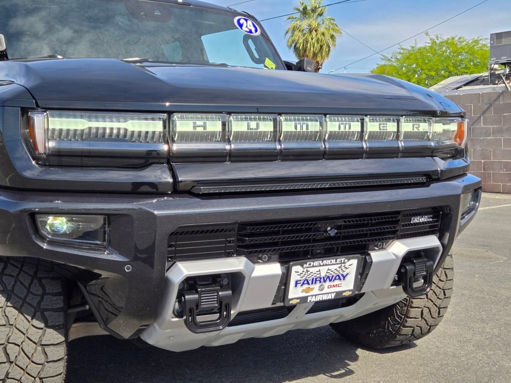 Used 2024 GMC Hummer EV 2X w/ Extreme Off-Road Package AWD/4WD image 8