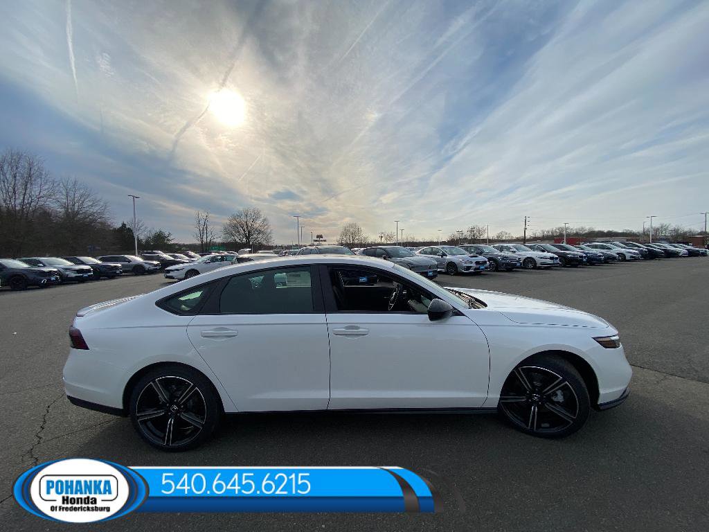 New 2026 Honda Accord Hybrid Sport-L image 9