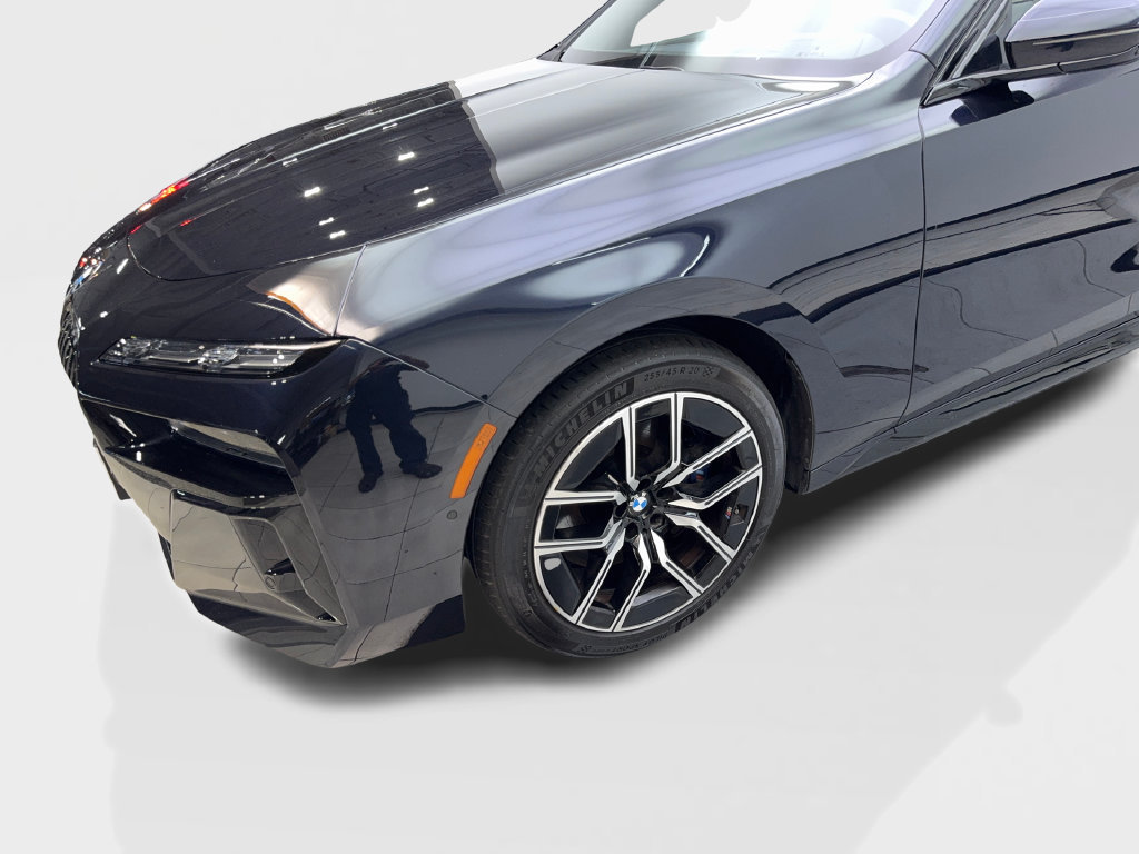 Used 2024 BMW i7 xDrive60 w/ Executive Package AWD/4WD image 17