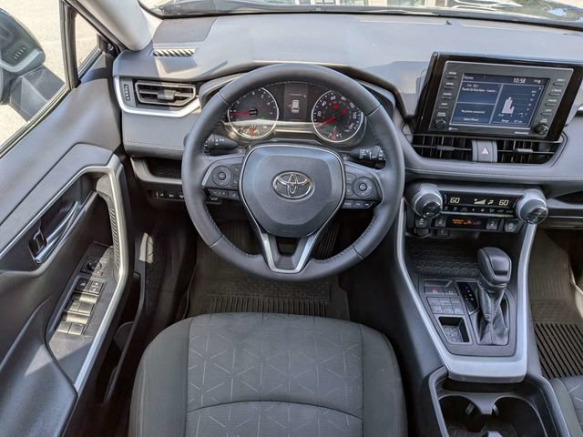 Used 2021 Toyota RAV4 XLE w/ Convenience Package AWD/4WD image 17