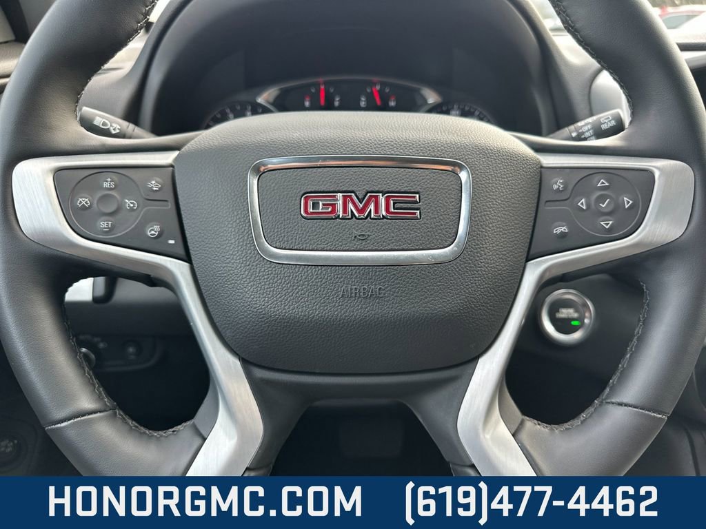 Used 2024 GMC Terrain SLT image 25
