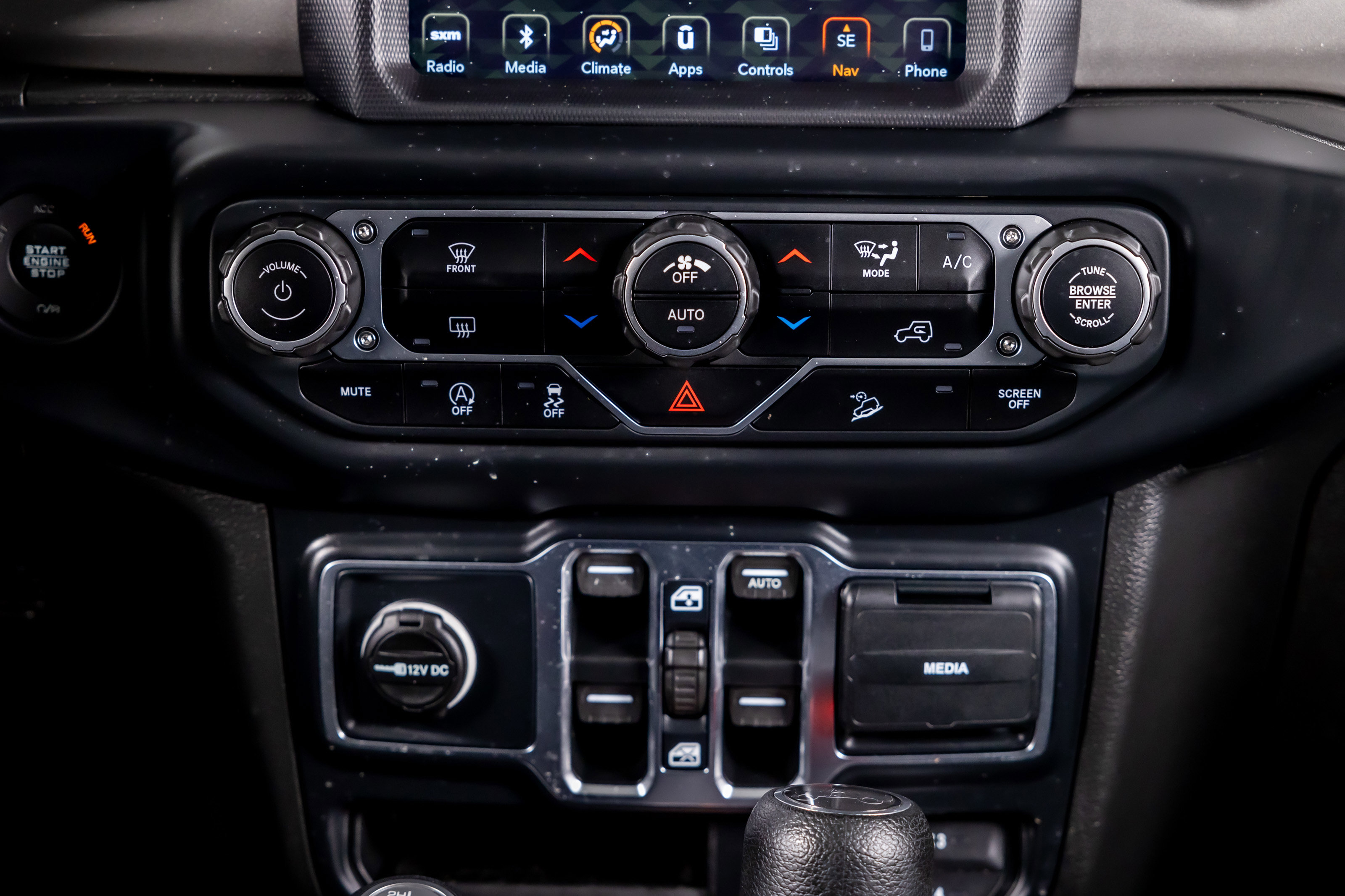 Used 2019 Jeep Wrangler Unlimited Sahara image 15