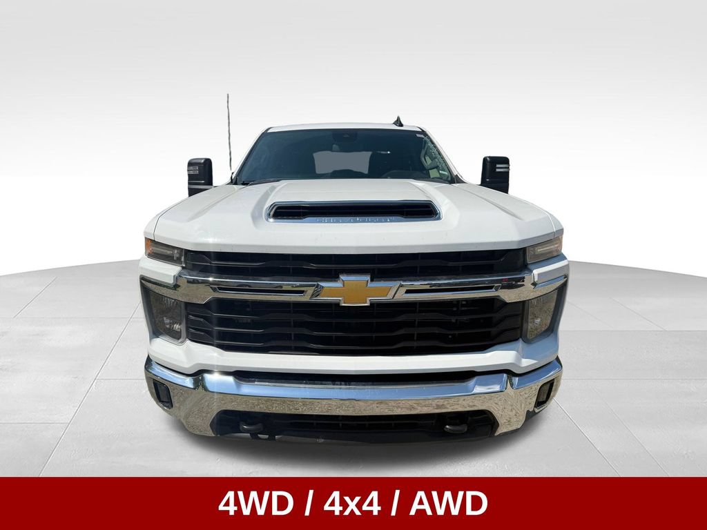 Used 2025 Chevrolet Silverado 2500 LT w/ Safety Package AWD/4WD image 10