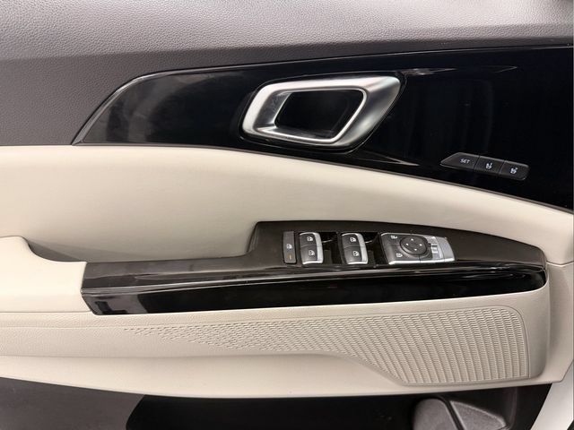 Used 2024 Kia Carnival SX FWD image 35