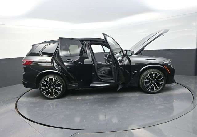 Used 2022 BMW X5 M w/ Competition Package 2 image 45