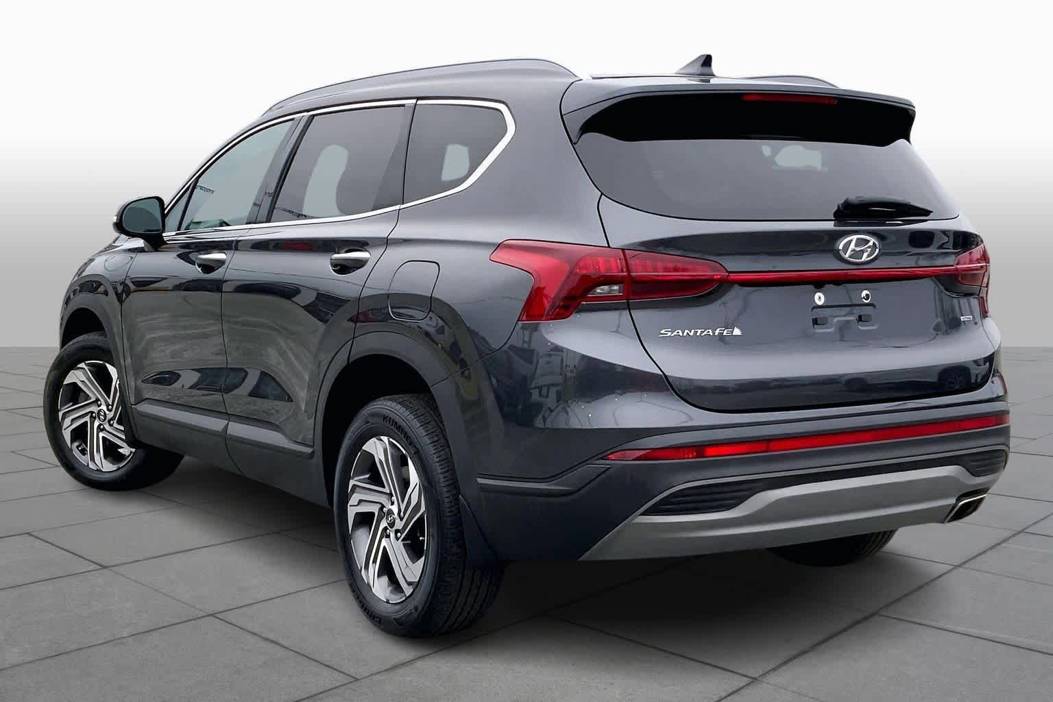 Used 2023 Hyundai Santa Fe SEL w/ Cargo Package image 12