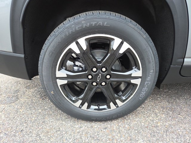 New 2027 Chevrolet Traverse LT w/ LPO, Floor Liner Package AWD/4WD image 69