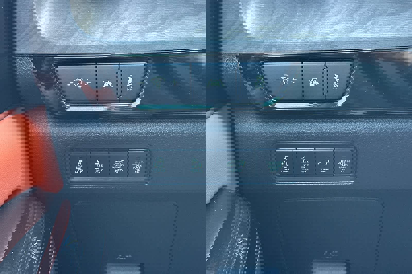 Used 2024 Kia Carnival SX image 31