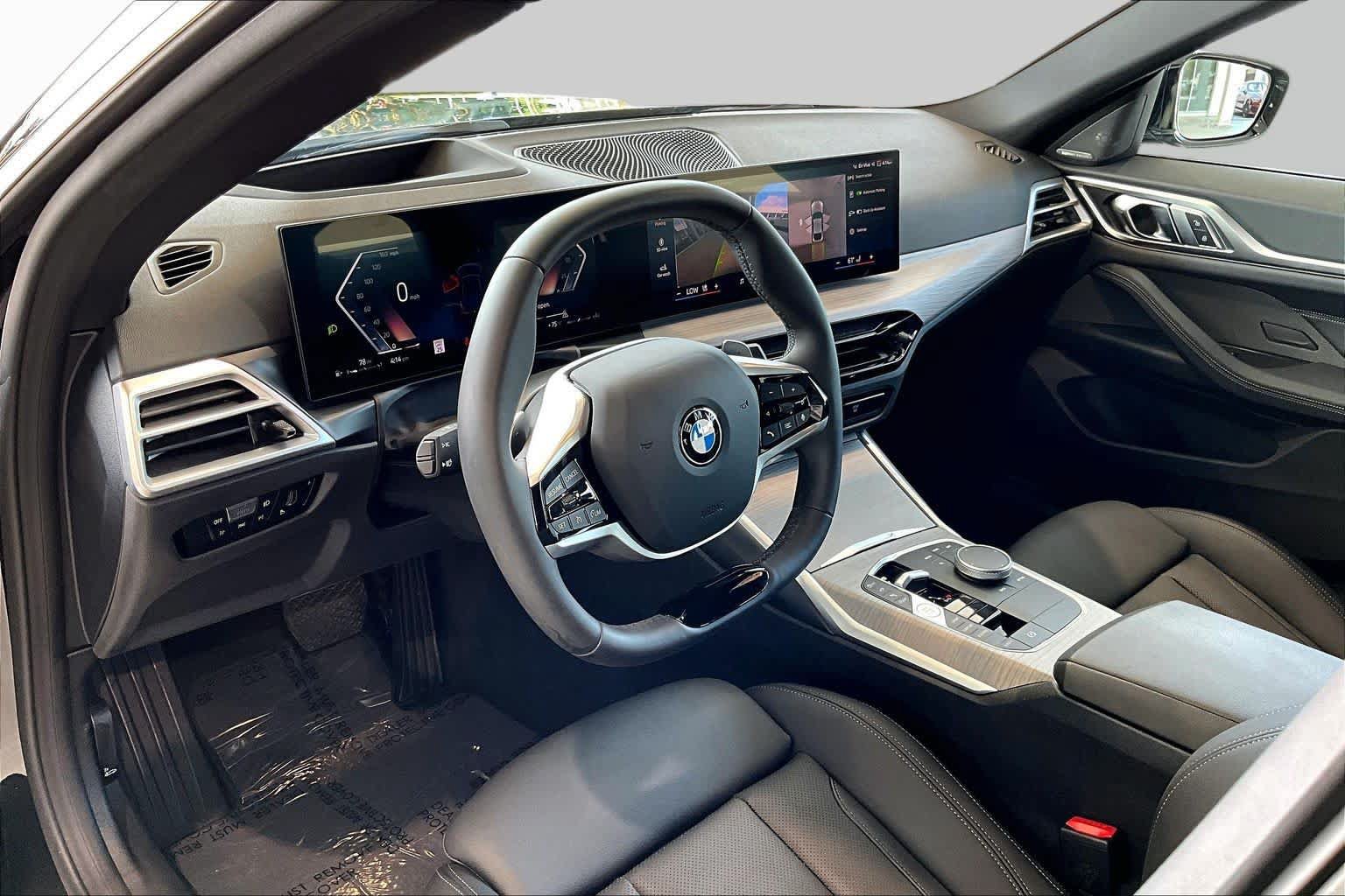 Used 2025 BMW 430i w/ Premium Package RWD image 19