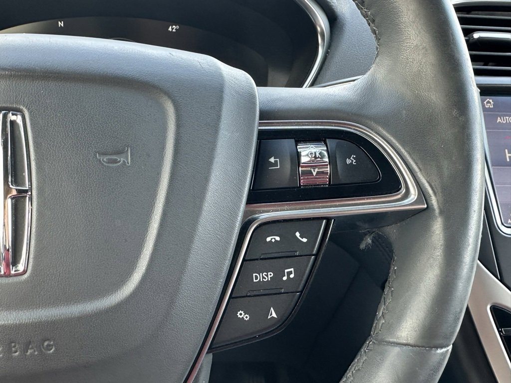 Used 2020 Lincoln Nautilus Reserve w/ Equipment Group 202A image 27