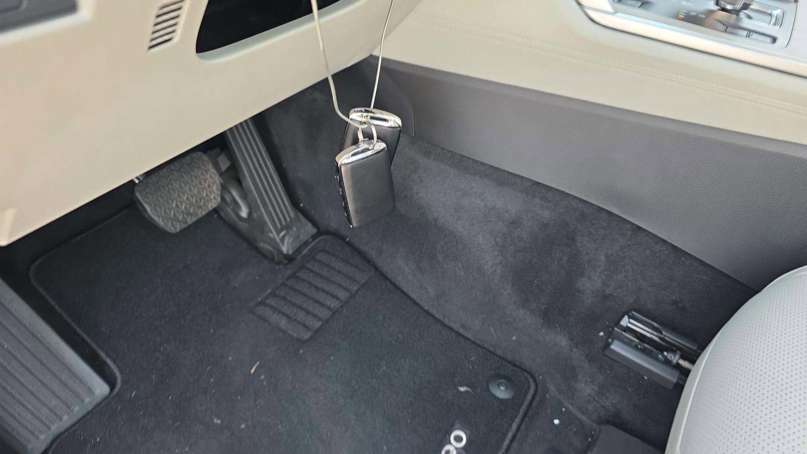 Certified 2025 MAZDA CX-90 Plug-In Hybrid w/ Premium Plus image 24