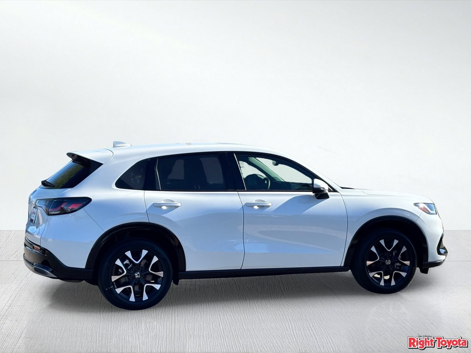 Used 2026 Honda HR-V EX-L image 5