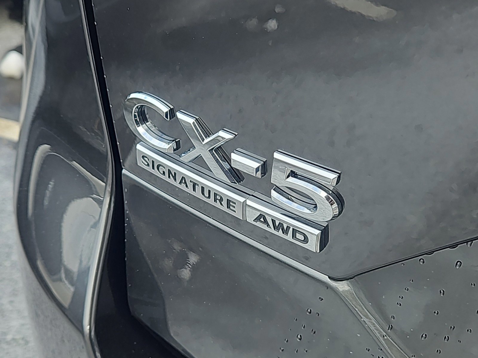New 2025 MAZDA CX-5 Signature image 4