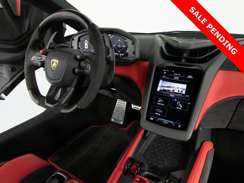 Used 2024 Lamborghini Revuelto AWD/4WD image 33