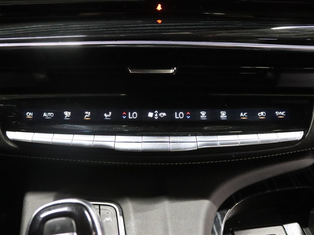 Used 2021 Cadillac Escalade Sport w/ Driver Assist Tech Package image 38