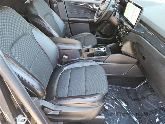 Used 2023 Ford Escape ST-Line w/ Tech Pack #1 FWD image 26