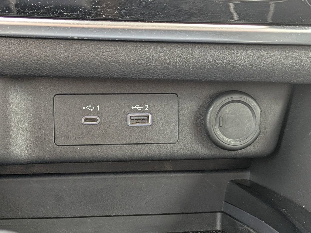Used 2023 Nissan Rogue S AWD/4WD image 21