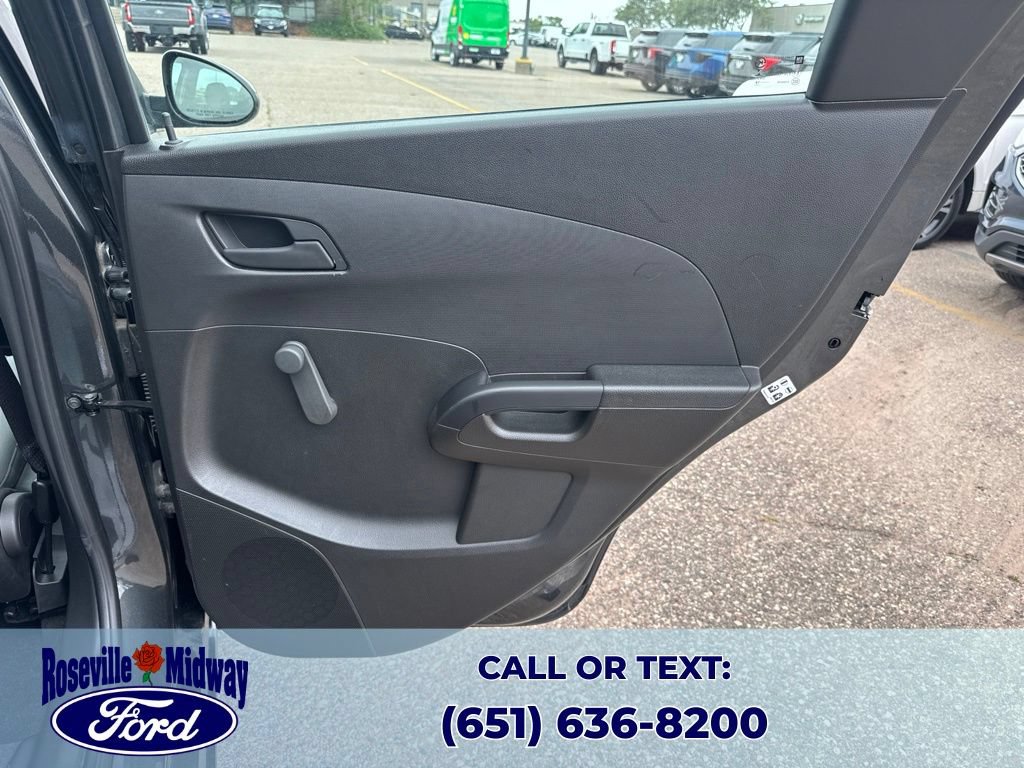 Used 2019 Chevrolet Sonic LT FWD image 32