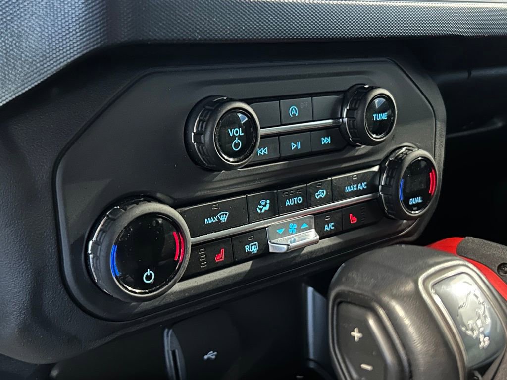Used 2024 Ford Bronco Heritage Edition image 37