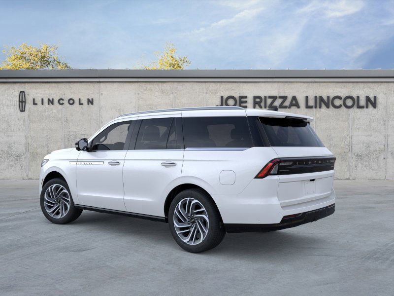 New 2025 Lincoln Navigator Reserve image 4