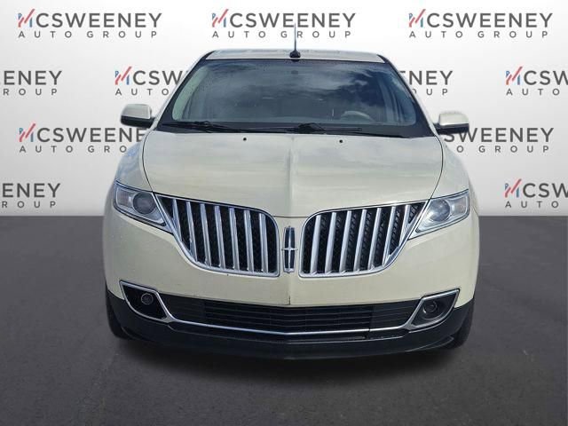 Used 2014 Lincoln MKX FWD w/ Walnut Swirl Wood Package image 8