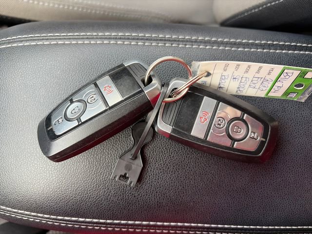 Used 2022 Ford Escape SE w/ Cold Weather Package image 47