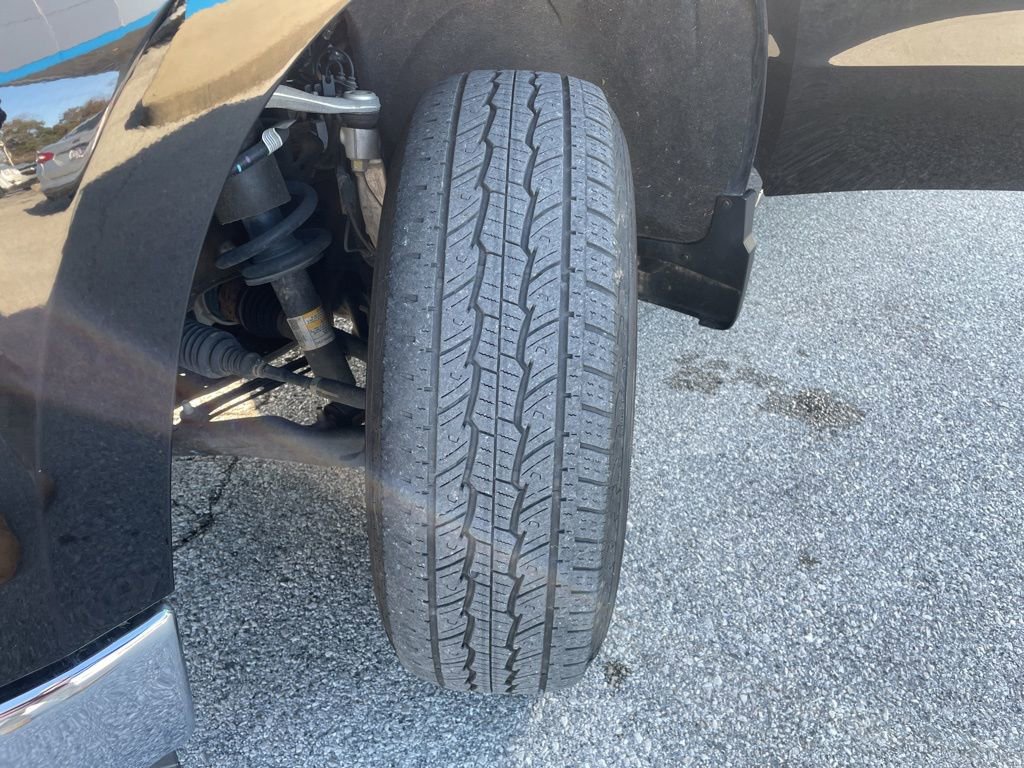 Used 2025 Chevrolet Silverado 1500 LT image 51