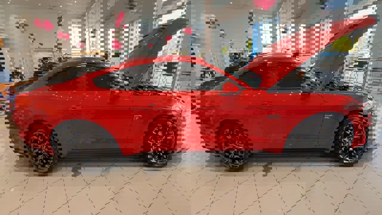 Used 2018 Ford Mustang GT Premium w/ Performance Package - Level 2