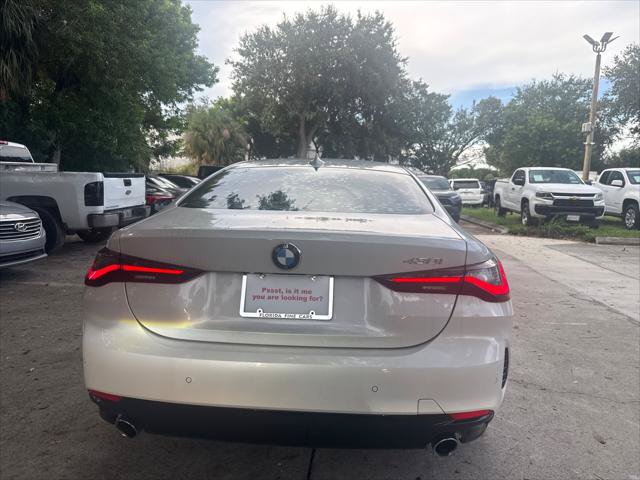 Used 2022 BMW 430i Coupe w/ Convenience Package RWD image 8