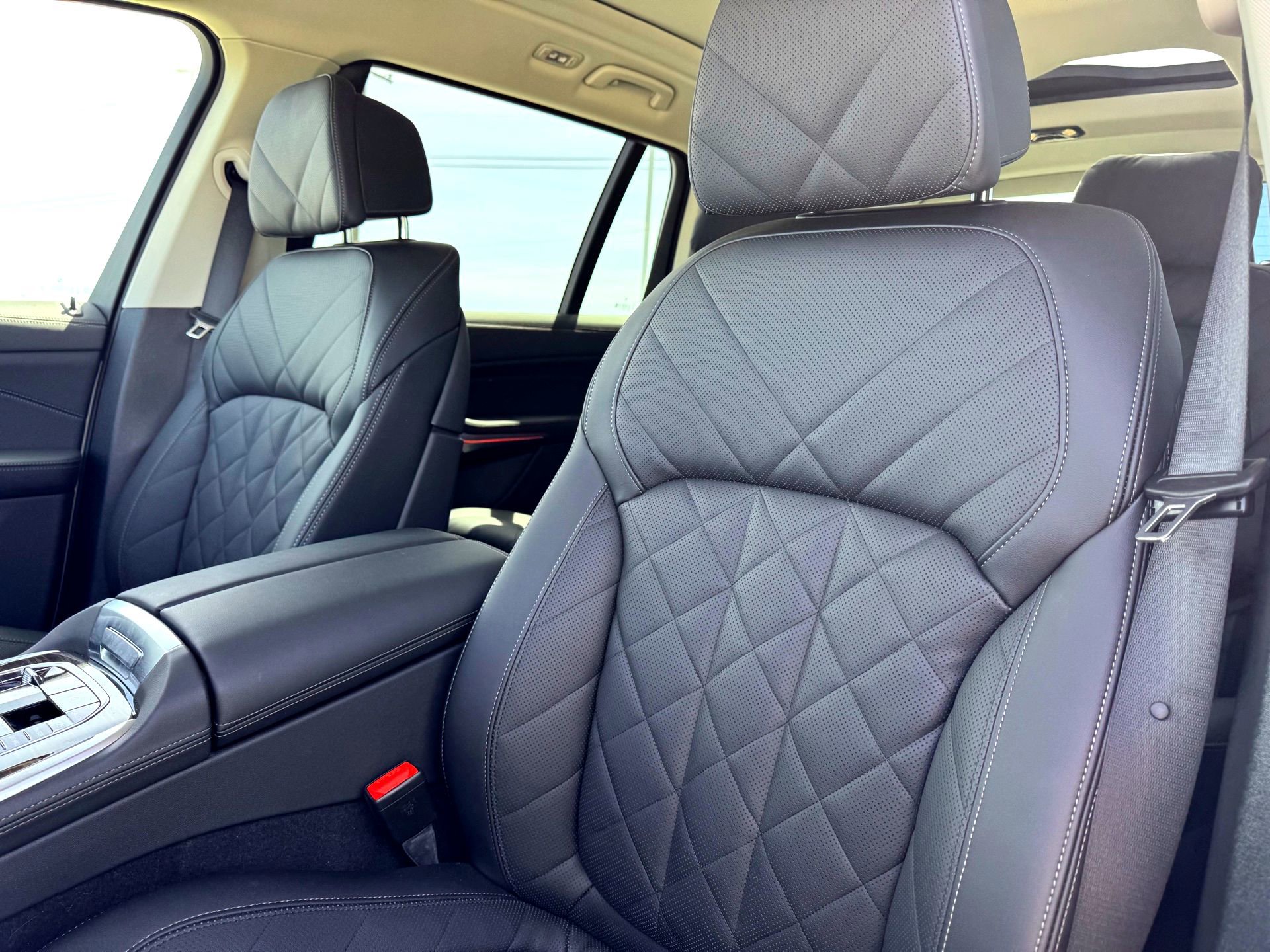 Used 2026 BMW X7 xDrive40i image 14