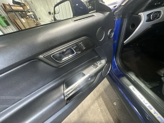 Used 2016 Ford Mustang Premium w/ Pony Package RWD image 19