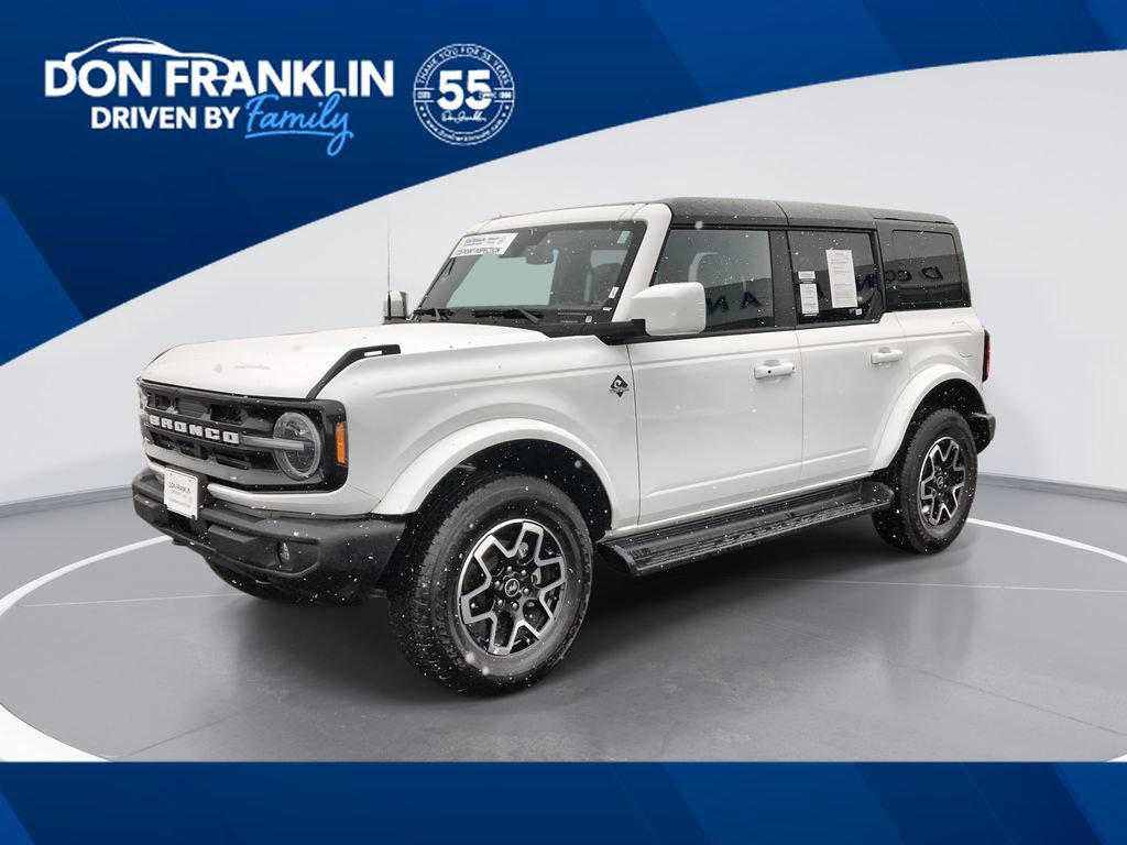 Used 2025 Ford Bronco Outer Banks image 1