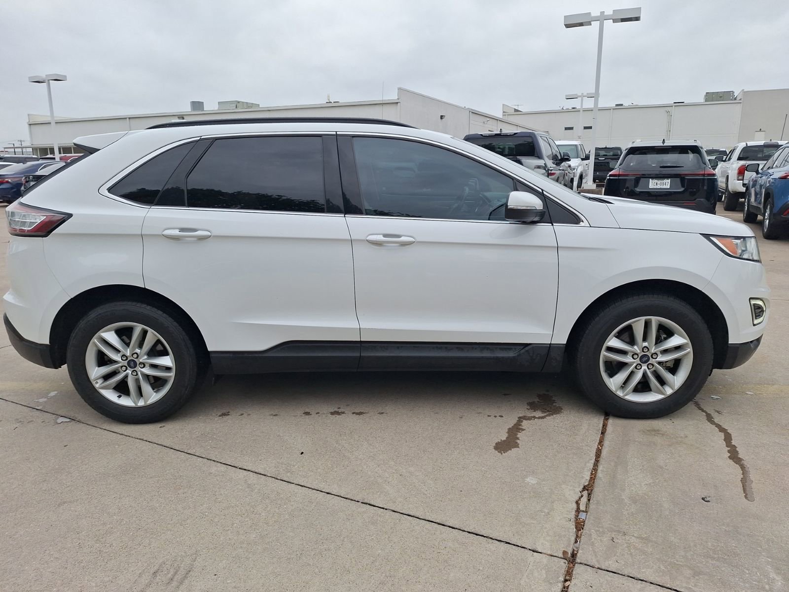 Used 2016 Ford Edge SEL w/ Equipment Group 201A FWD image 7