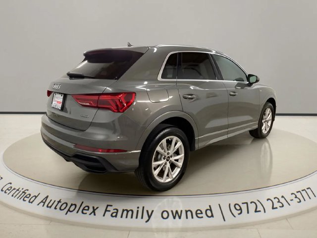 Used 2024 Audi Q3 2.0T Premium w/ Convenience Package AWD/4WD image 5
