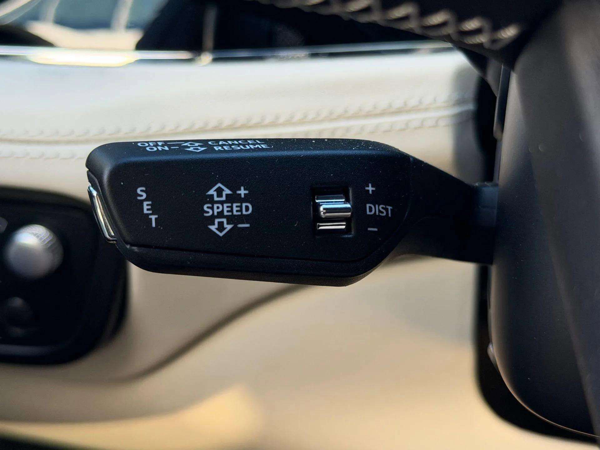 Certified 2022 Bentley Bentayga image 50