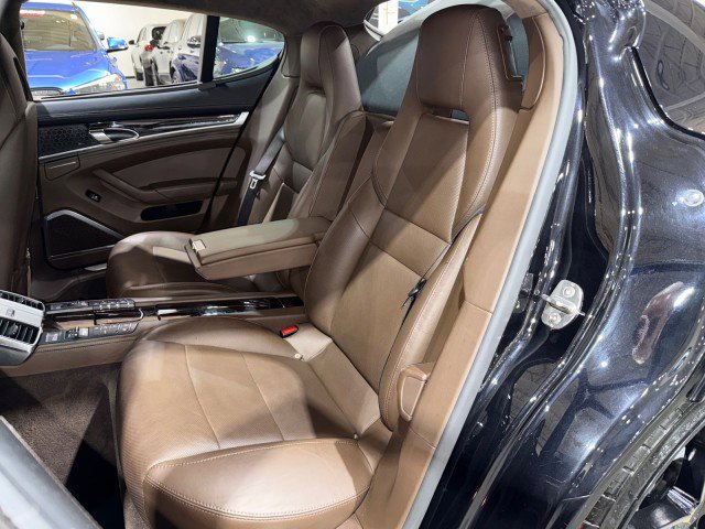 Used 2015 Porsche Panamera w/ Premium Package Plus image 59
