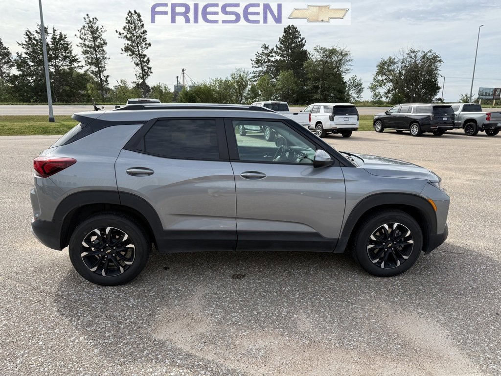 Used 2023 Chevrolet TrailBlazer LT image 4