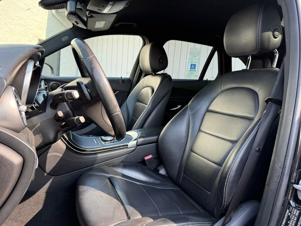 Used 2018 Mercedes-Benz GLC 300 image 7