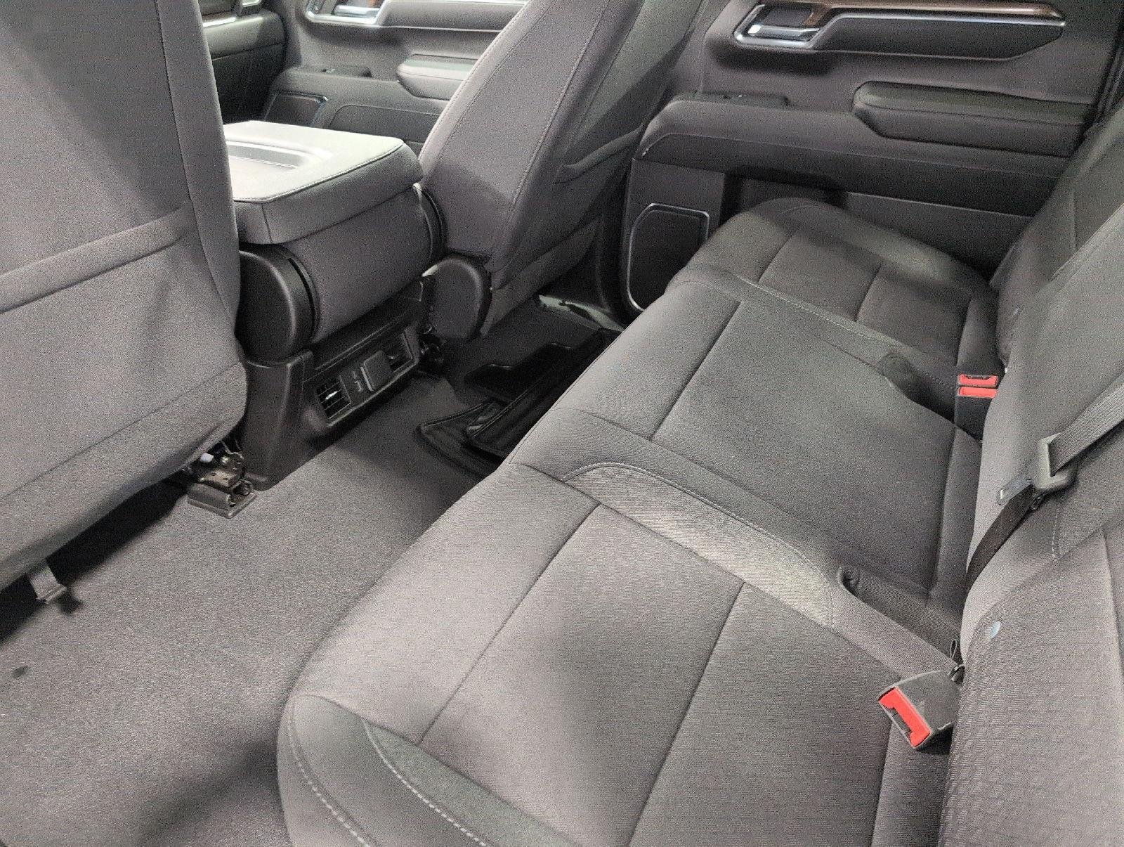 Used 2024 Chevrolet Silverado 1500 LT AWD/4WD image 22