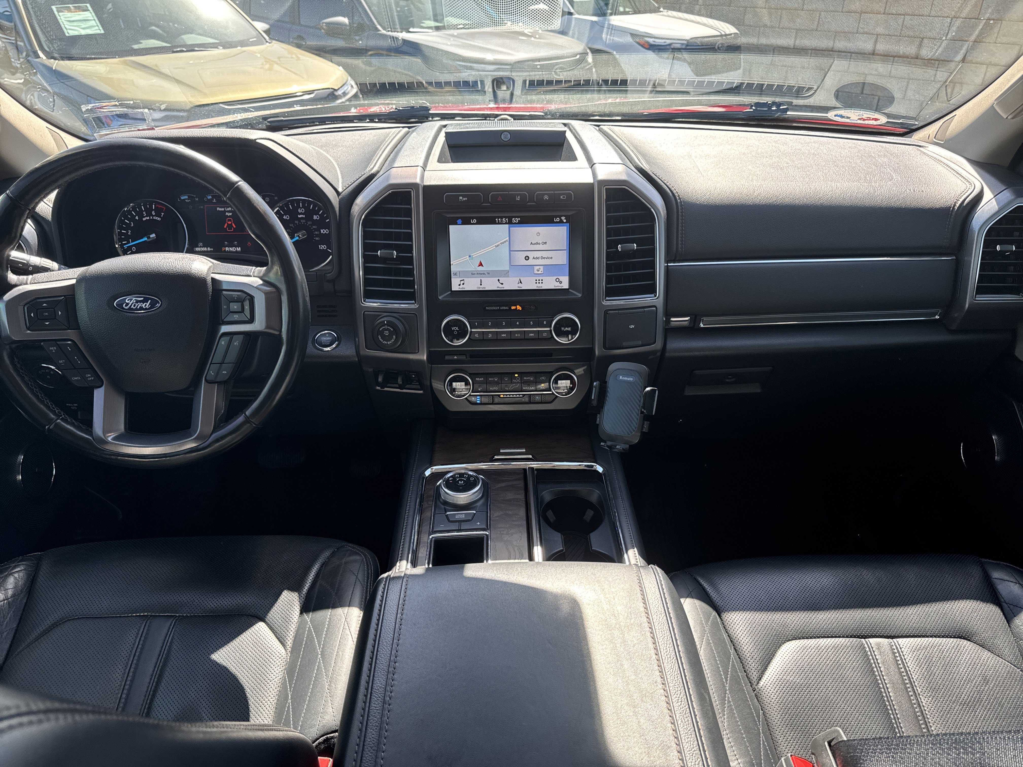 Used 2018 Ford Expedition Max Platinum image 10