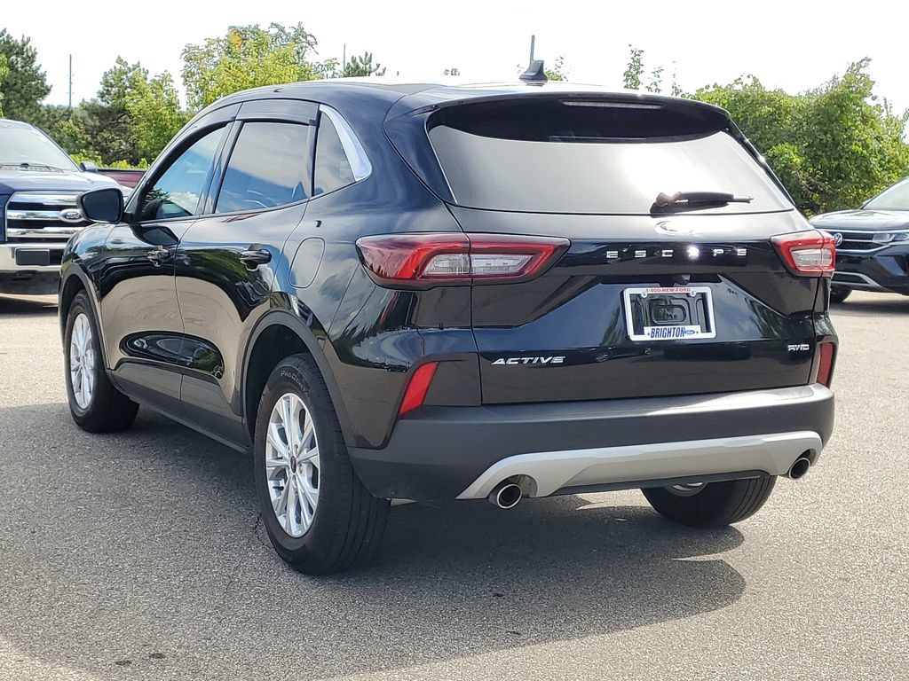 Certified 2023 Ford Escape Active AWD/4WD image 3
