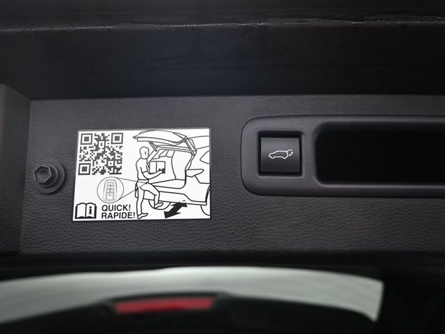 Used 2024 Toyota Highlander Platinum image 37