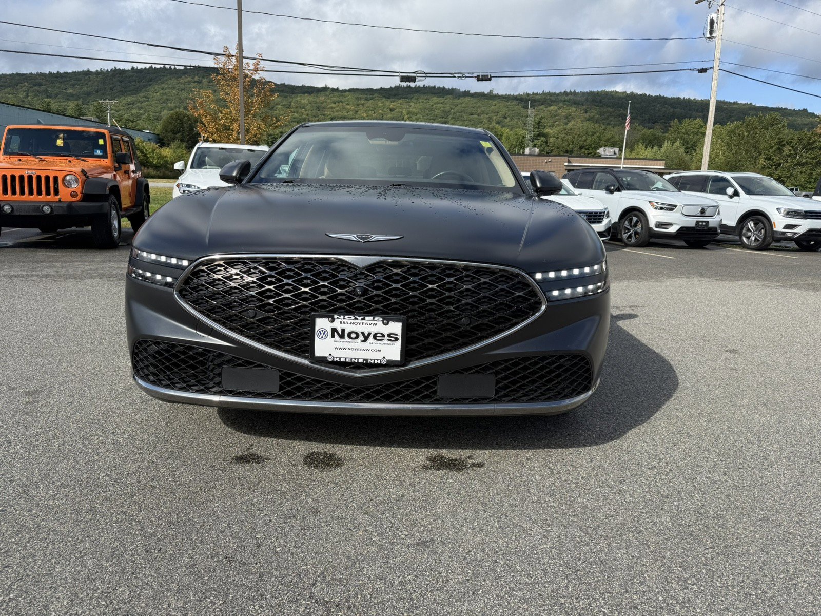 Used 2023 Genesis G90 3.5T image 8