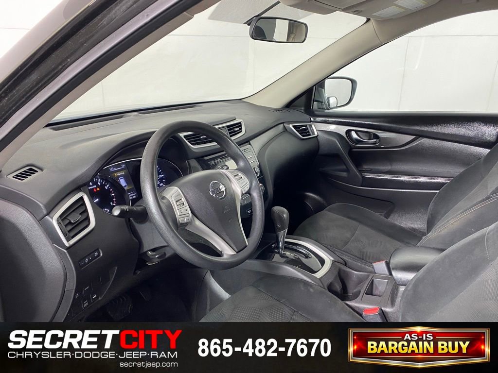 Used 2015 Nissan Rogue S image 11