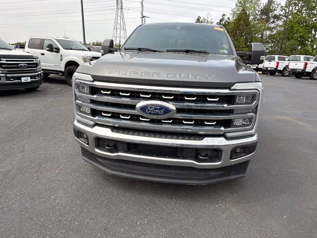 Used 2023 Ford F350 Lariat image 11