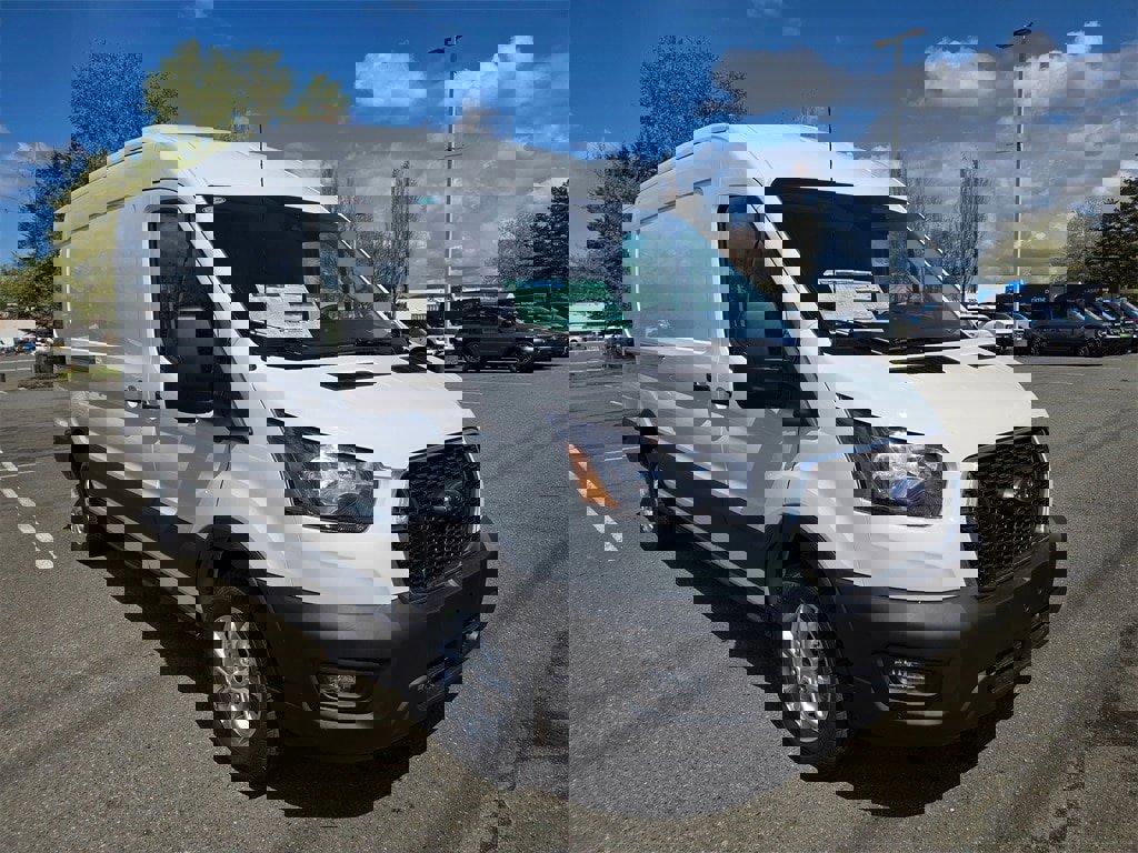 New 2025 Ford Transit 250 148 Medium Roof image 3